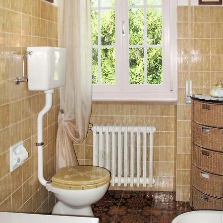 Apartament Locazione Turistica Casa Alberto Dongo